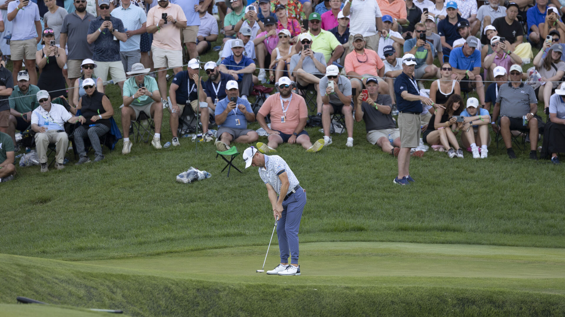 Fans fill Valhalla Golf Club in Louisville for final day of PGA Championship